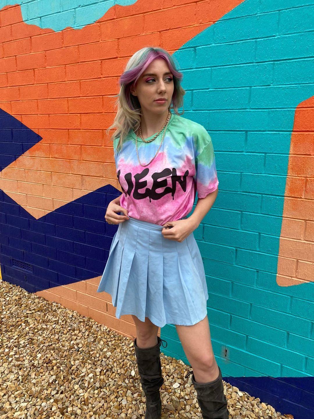 TIE DYE QUEEN T-SHIRT DRESS