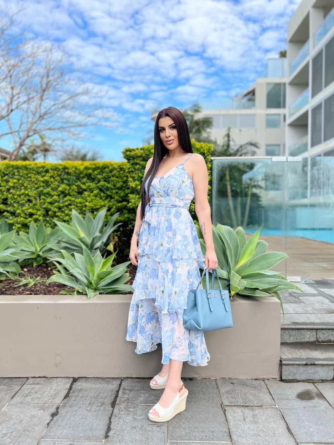 FLORAL DREAMING MIDI DRESS