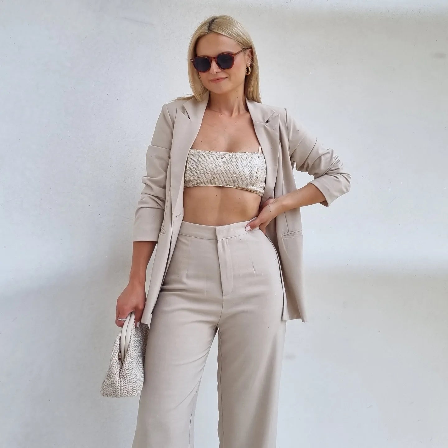 CHIC GAL SUIT SET FREE AU SHIP