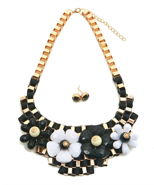 FLOWER CHAIN NECKLACE & EARRING SET