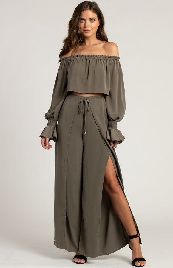 VIBES TOP & PANTS SET
