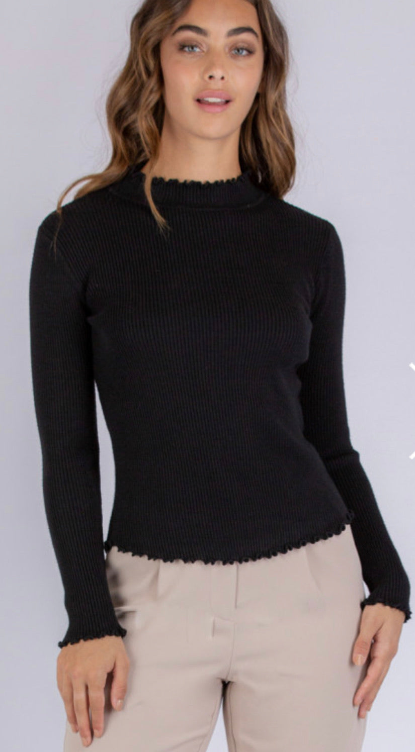 HIGH NECK KNIT TOP