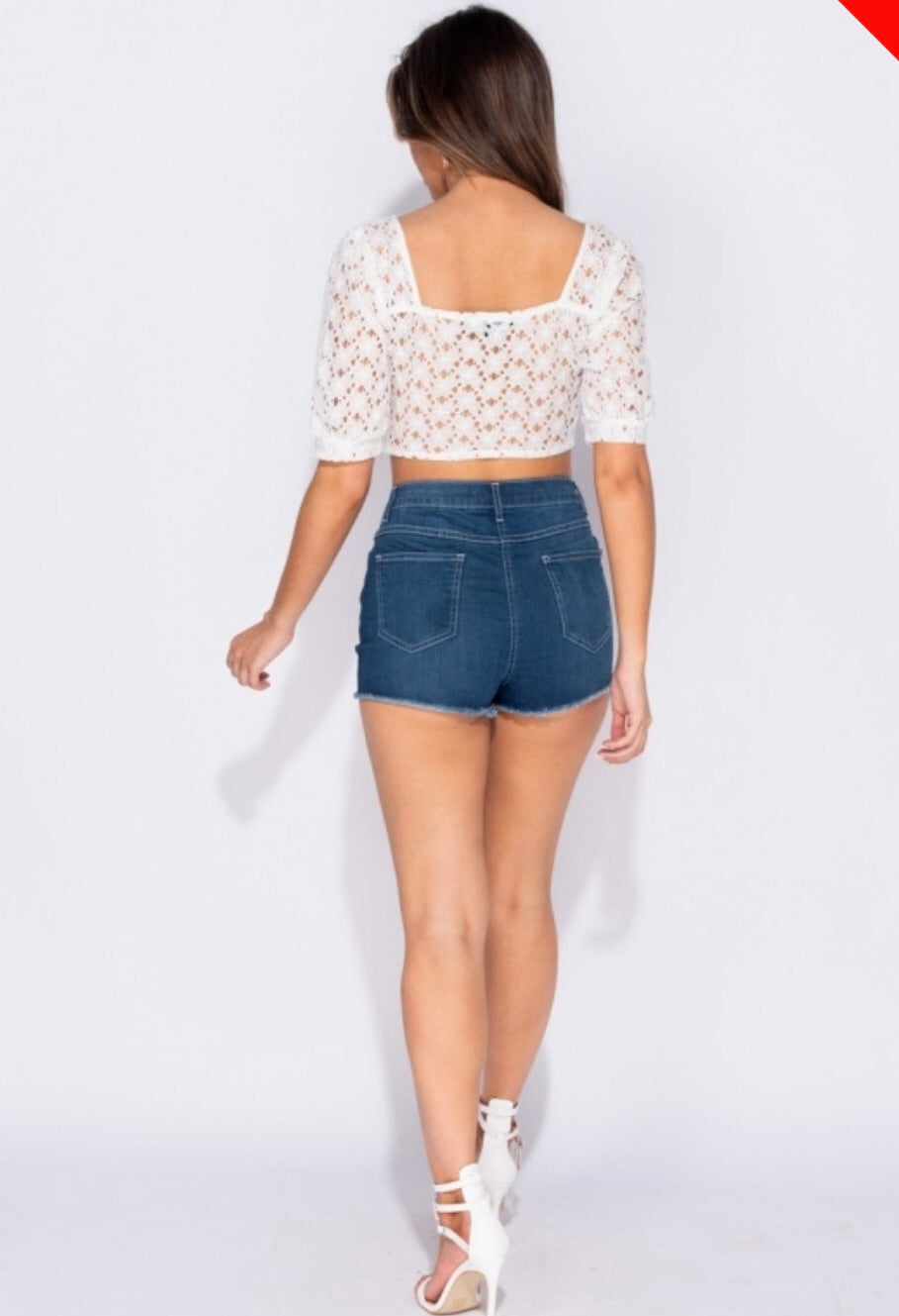 LACE BARDOT BUCKLE CROP