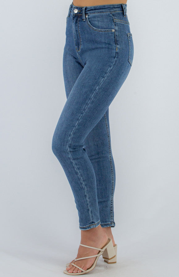 HIGH WAISTED SKINNY JEANS