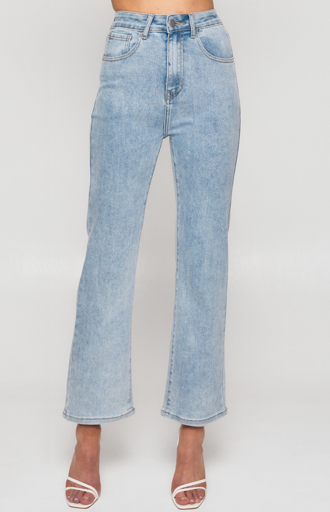 HIGH WAISTED FLARE JEANS