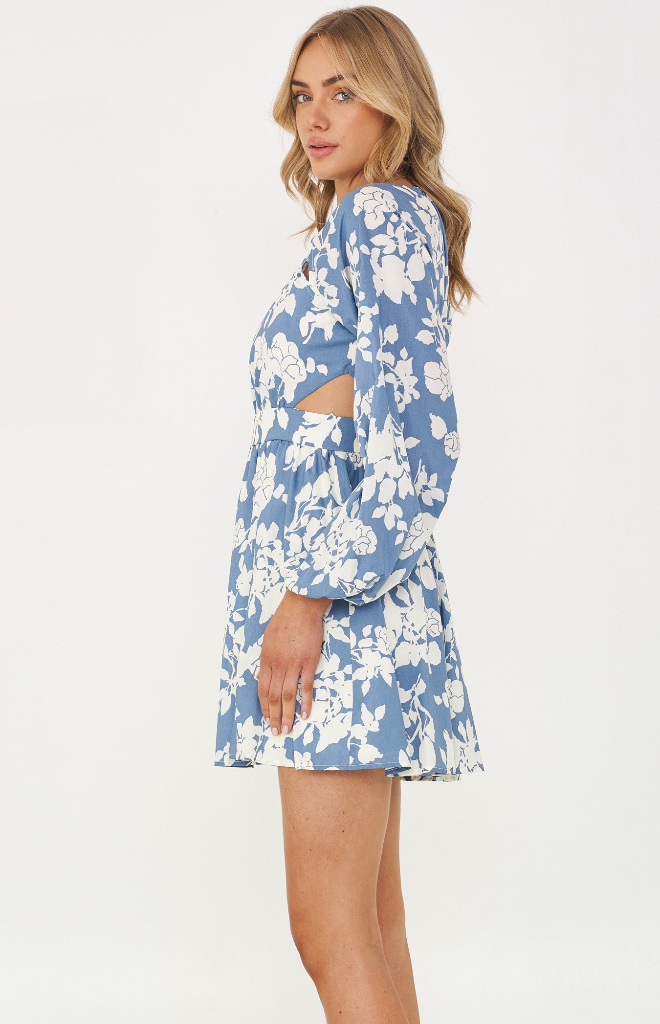 FLORAL CUT OUT MINI DRRSS