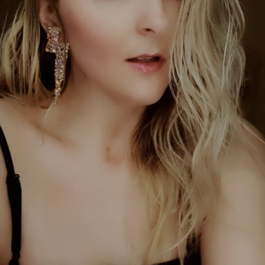 STRIKE IT LUCKY EARRINGS
