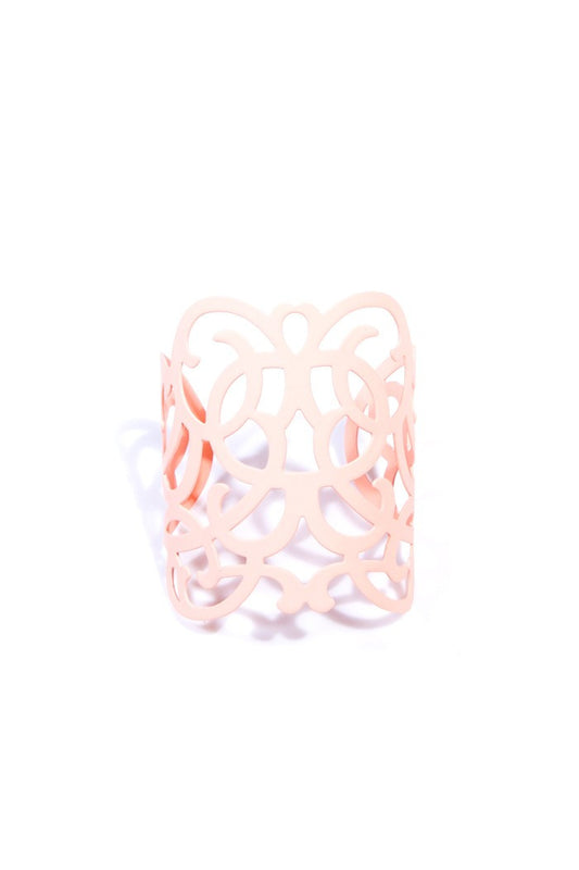 CUT OUT CUFF
