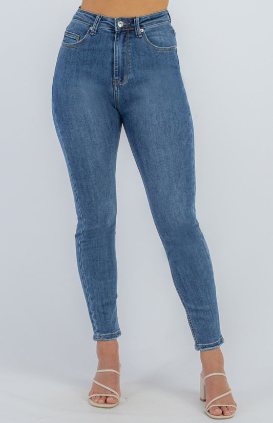 HIGH WAISTED SKINNY JEANS